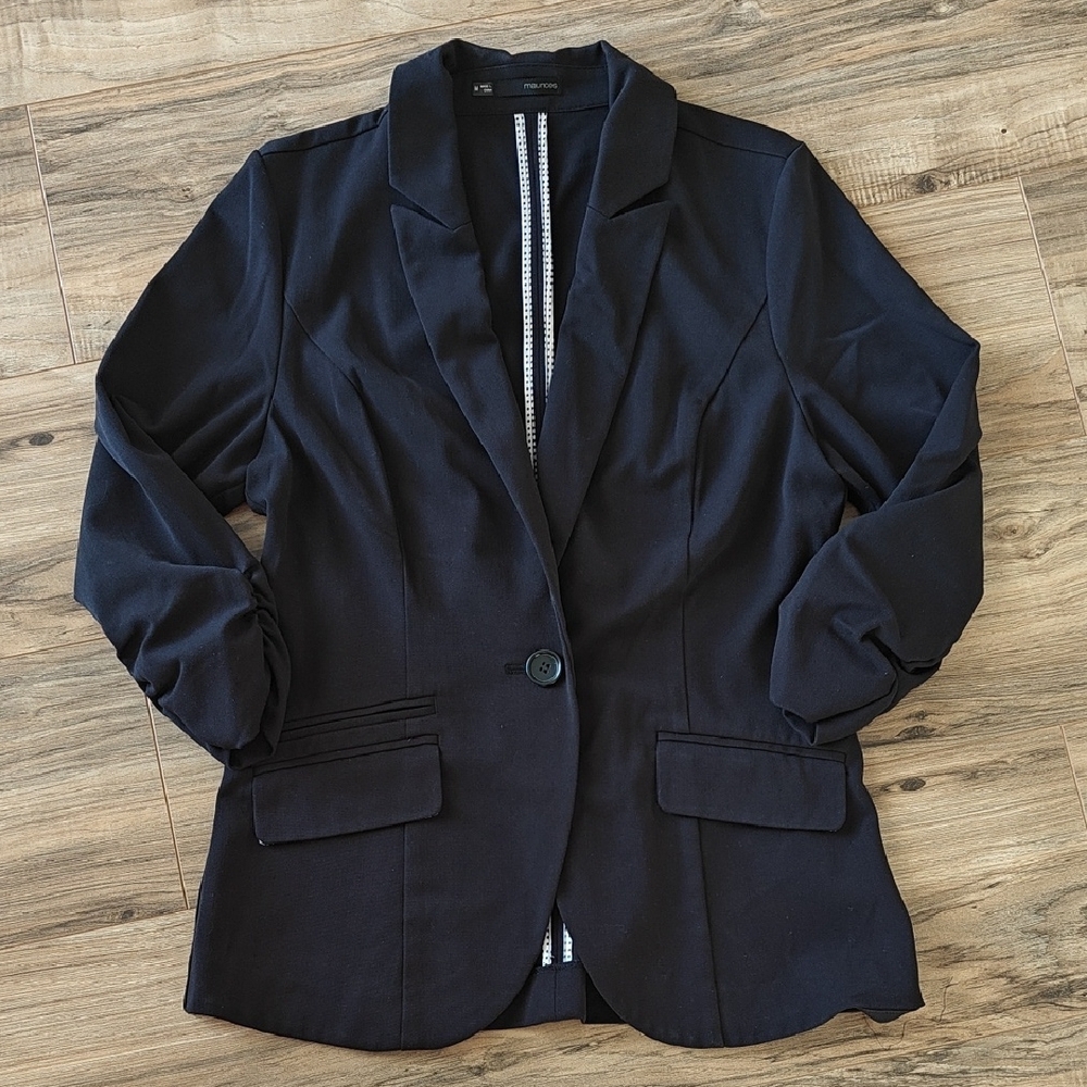 EUC 3/4 Scrunched Sleeve Blazer